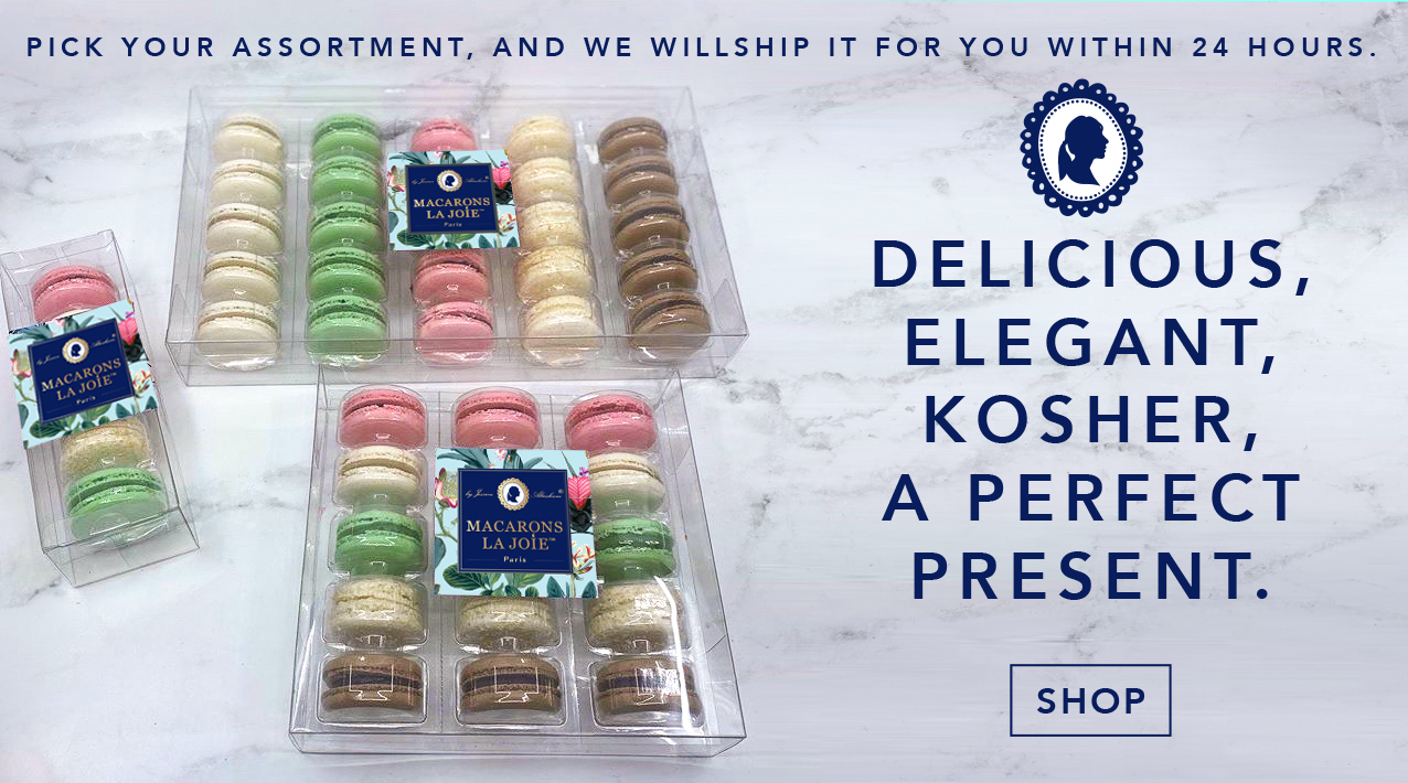 elegant macaron packaging